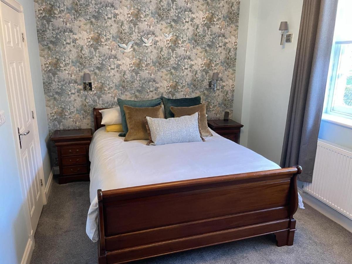 Stunning 2-Bed-2Bath Apt In Whitby With Parking公寓 外观 照片